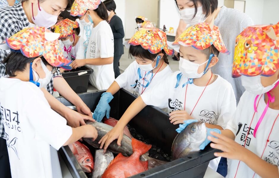 かごしま美味深海の活動の様子