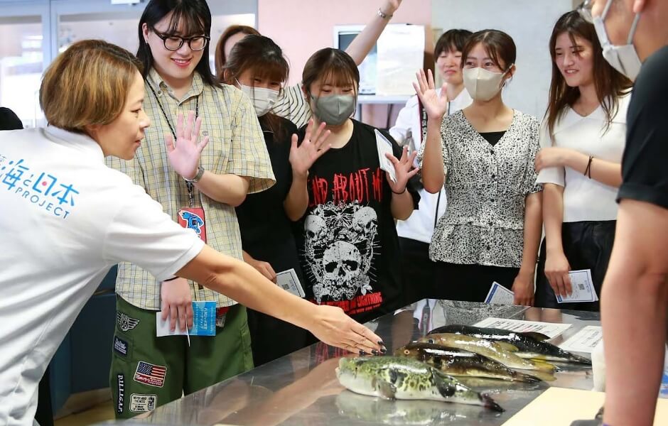 下関ふくレボリューションの活動の様子